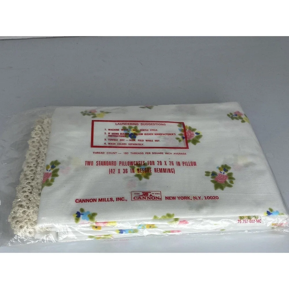 VTG Cannon Mills Pillowcases New Old Stock Standard Size With Lace Ends‎